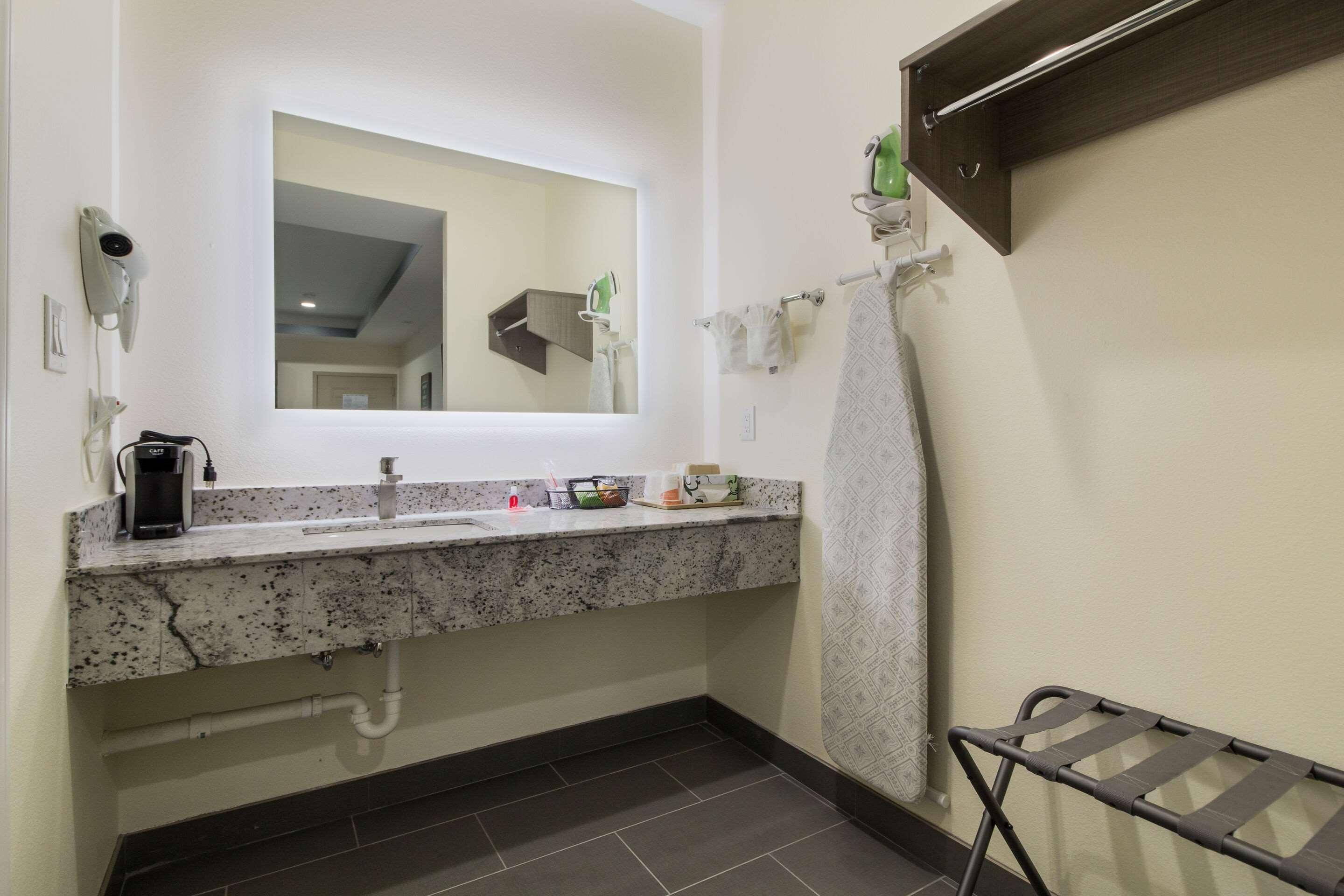 Regency Inn & Suites Humble Fm1960 - Iah Airport מראה חיצוני תמונה