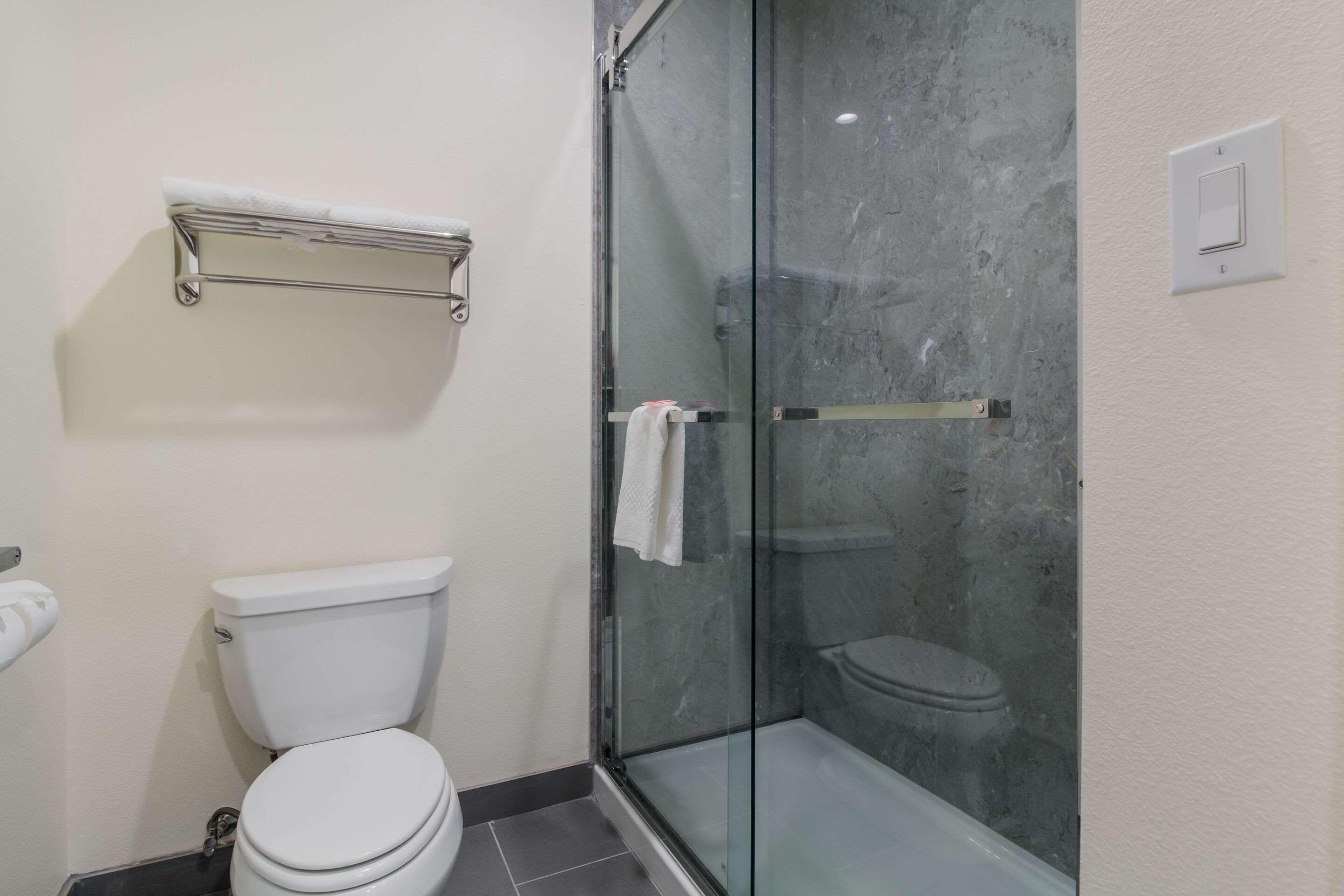Regency Inn & Suites Humble Fm1960 - Iah Airport מראה חיצוני תמונה