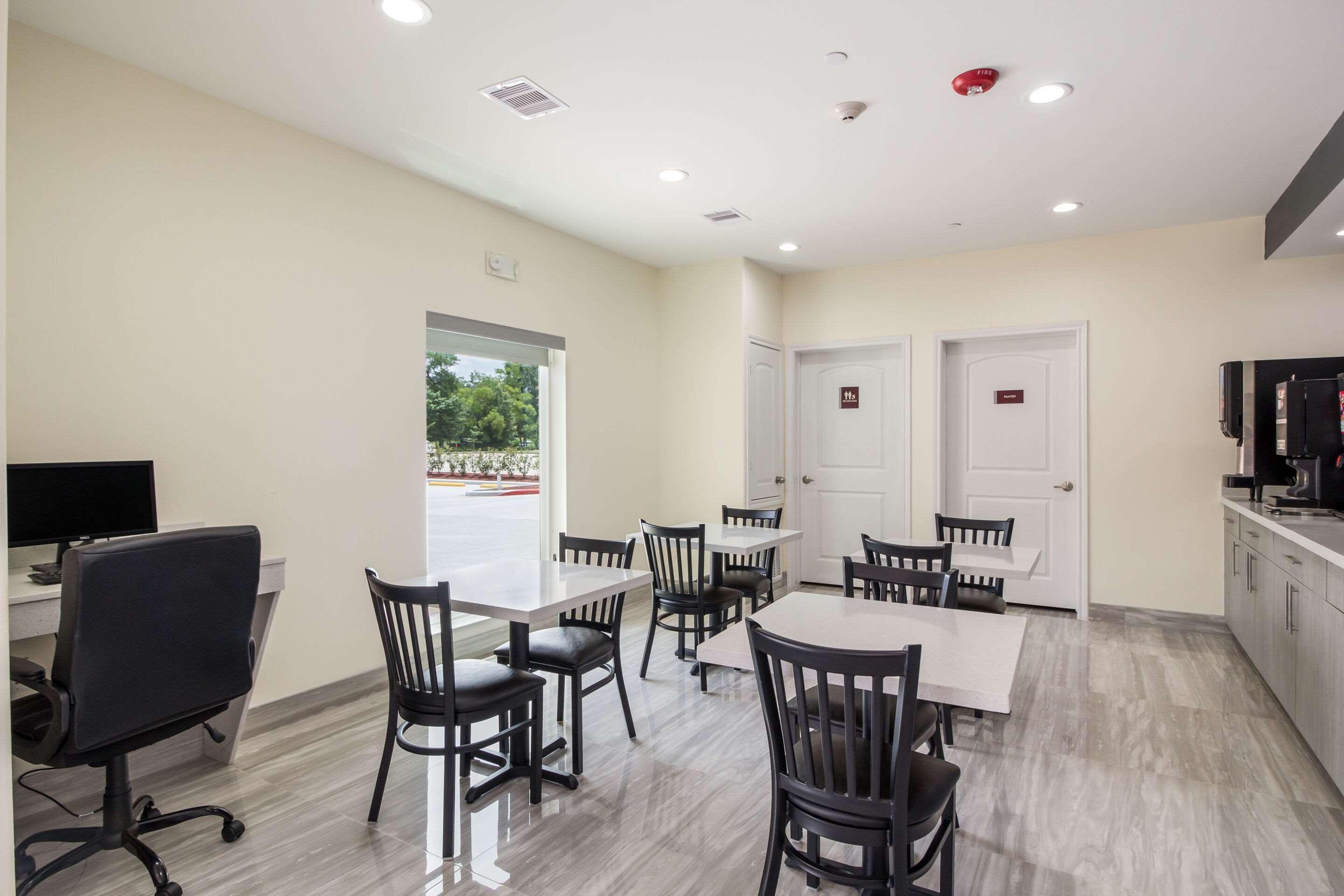 Regency Inn & Suites Humble Fm1960 - Iah Airport מראה חיצוני תמונה