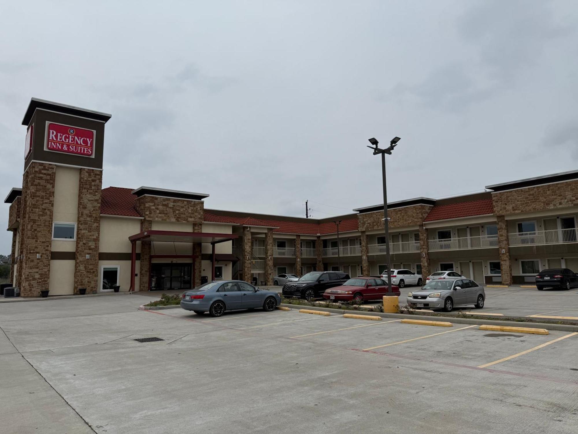 Regency Inn & Suites Humble Fm1960 - Iah Airport מראה חיצוני תמונה